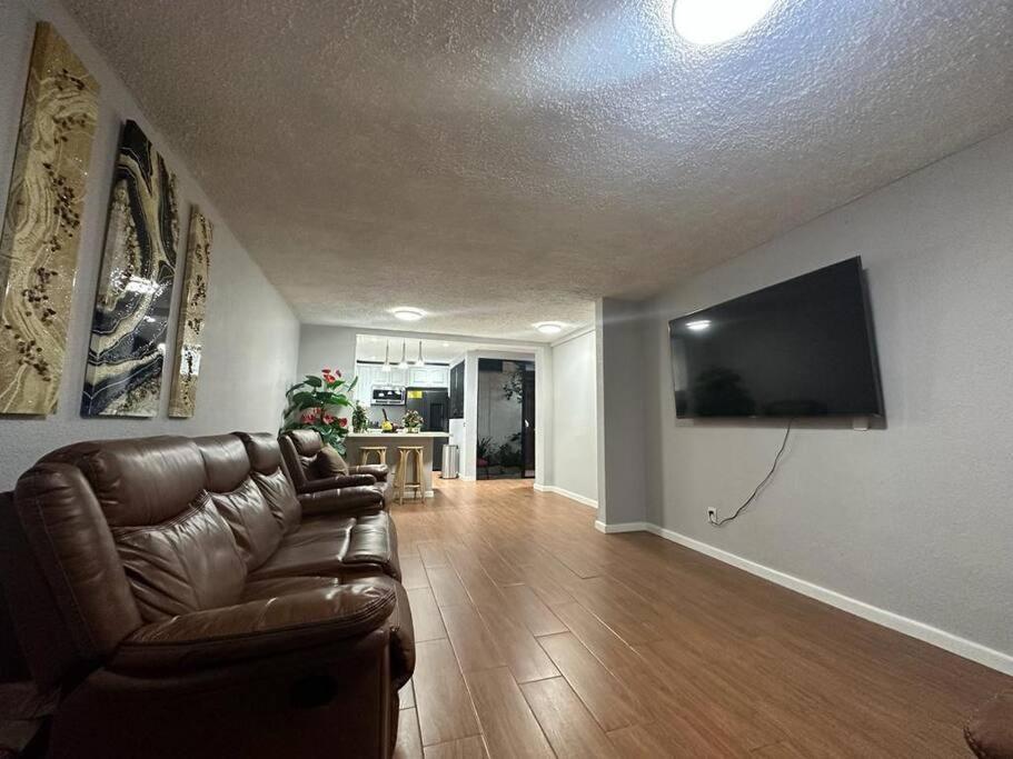 산살바도르 Residencia Preciosa De 2 Planta 빌라 외부 사진
